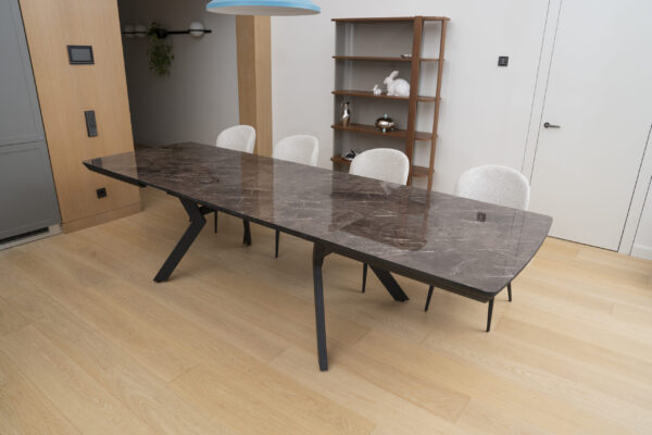 privee 46 scaled 1.jpg
