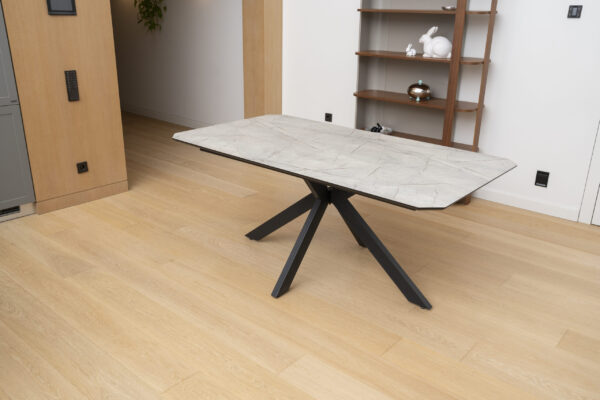 privee 73 scaled 1.jpg
