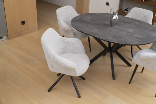 privee cam2 0950 1 scaled 1.jpg