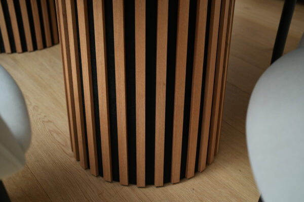 privee table home4573 small 2.jpg