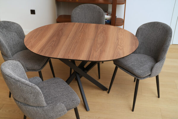 privee table home 0014 small.jpg