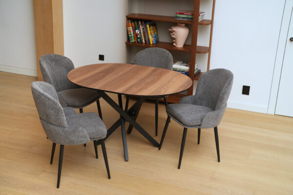 privee table home 0016 small.jpg