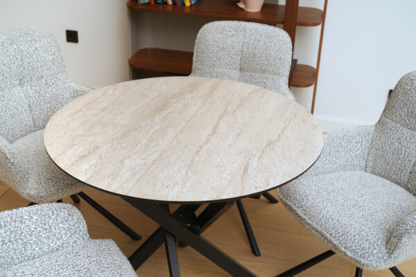 privee table home 9901 small.jpg