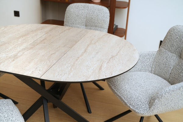privee table home 9911 small.jpg