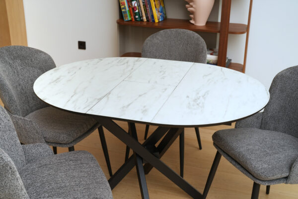 privee table home 9977 small.jpg