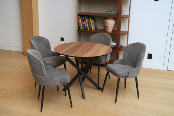 privee table home 9987 small.jpg
